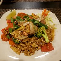 Pa Mama with shrimp