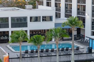Pool & Beach