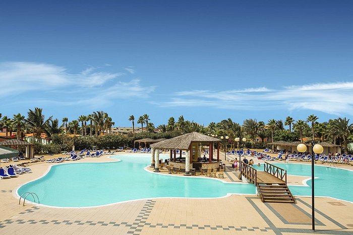 VILA DO FAROL RESORT - Updated 2023 Prices & Hotel Reviews (Santa Maria, Cape Verde)