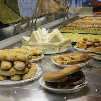 Calzoni, hamburger, tramezzini