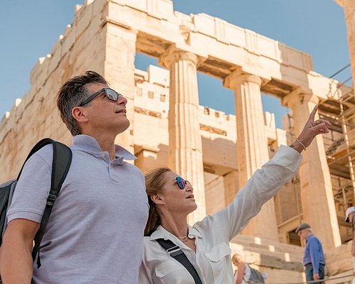 А PRIVATE TOURS  Feel the life in Athens