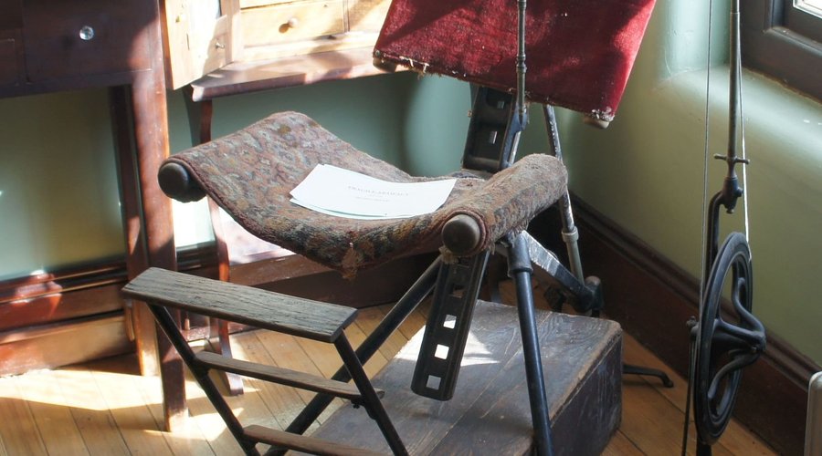 Dental chair