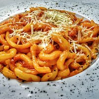 Homemade strozzapreti all' Amatriciana
