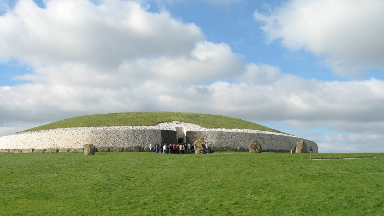 Newgrange Tours (Donore) - All You Need to Know BEFORE You Go