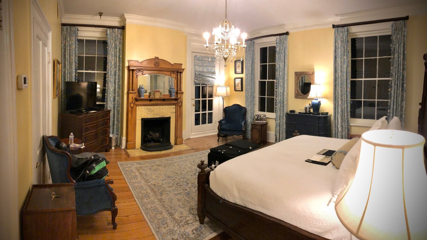 THE GASTONIAN - Updated 2024 Prices & Hotel Reviews (Savannah, GA)