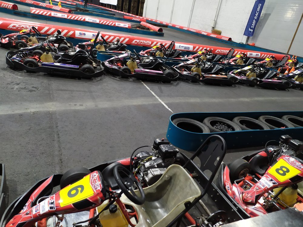 Многоуровневый картинг алматы. Картинг в Москве. Forza one Karting. Driftkarting, Москва. Москва картинг Шарикоподшипниковская.