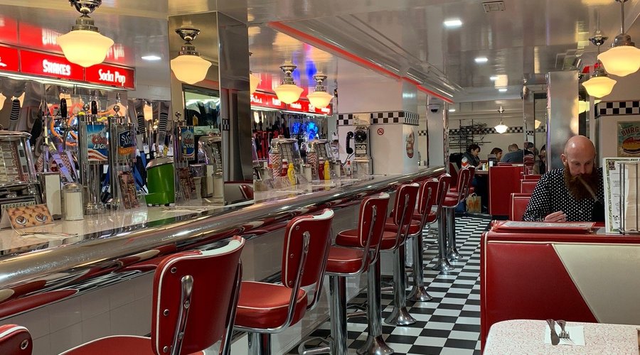 AMERICAN DREAM DINER, Geneva - Pâquis-Temple - Menu, Prices & Restaurant Reviews - Order Online Food Delivery - Tripadvisor... 
