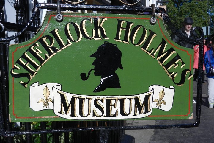 2024 London Sherlock Holmes Museum Westminster Walking Tour   Caption 