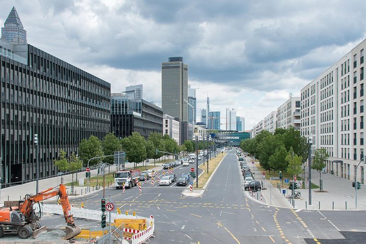 2024 Frankfurt Frankfurt By Bus And Foot With Local Guide   Caption 