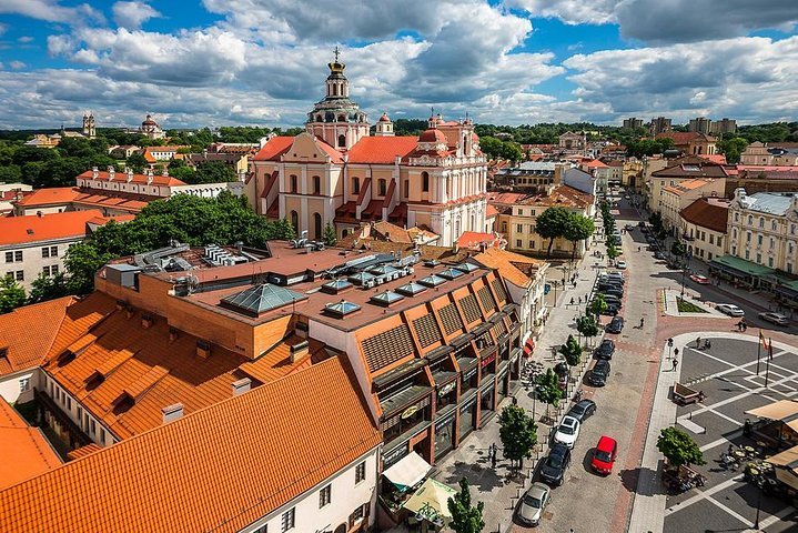 Gediminas Avenue (Vilnius) - 2022 Alles Wat U Moet Weten VOORDAT Je ...