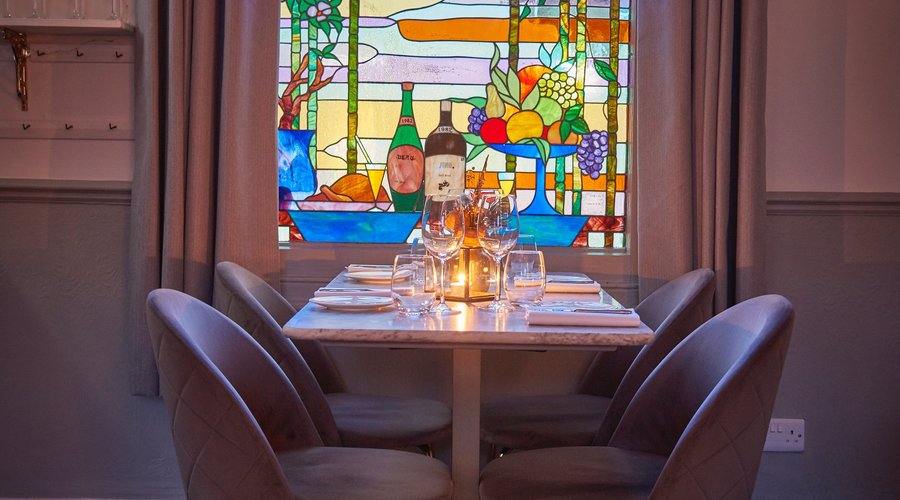 Restaurant Twenty-Two image 3 - Full view