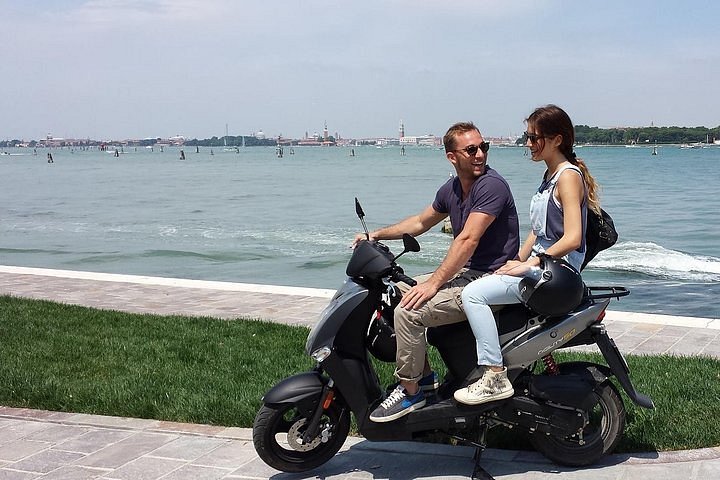 2023 Full Day Venice Scooter Rental