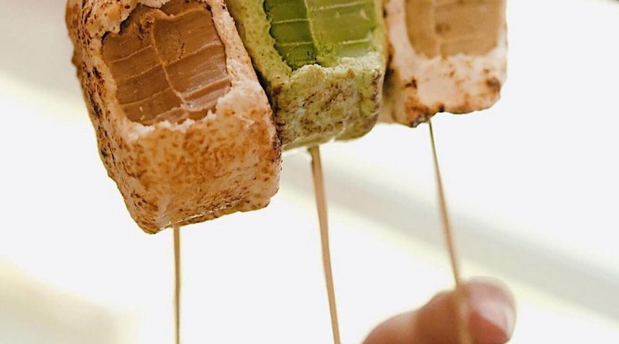 GRILLED MARSHMALLOW ICE CREAM