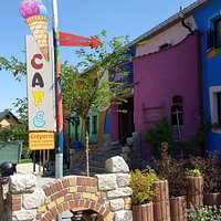 Im Kunstcafé werden Crêpes und Galettes nach französicher Art zubereitet.