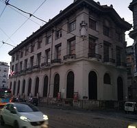 Palazzo dei Telefoni, Piazza Nolana, 9, Неаполь, январь.
