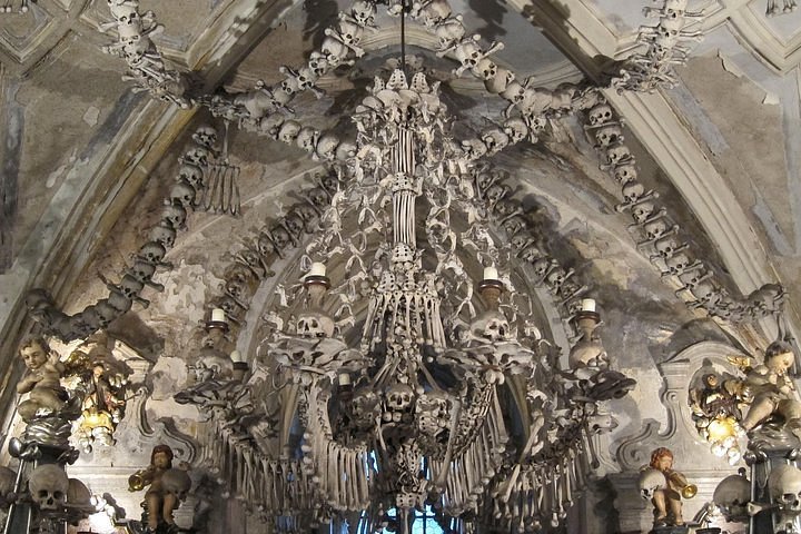 Tripadvisor | Iglesia de los Huesos y la Ciudad de Plata: Kutná Hora proporcionado por Art of Your Travel - Tours | Praga, República Checa Tripadvisor | Iglesia de los Huesos y la Ciudad de Plata: Kutná Hora proporcionado por Art of Your Travel - Tours | Praga, República Checa