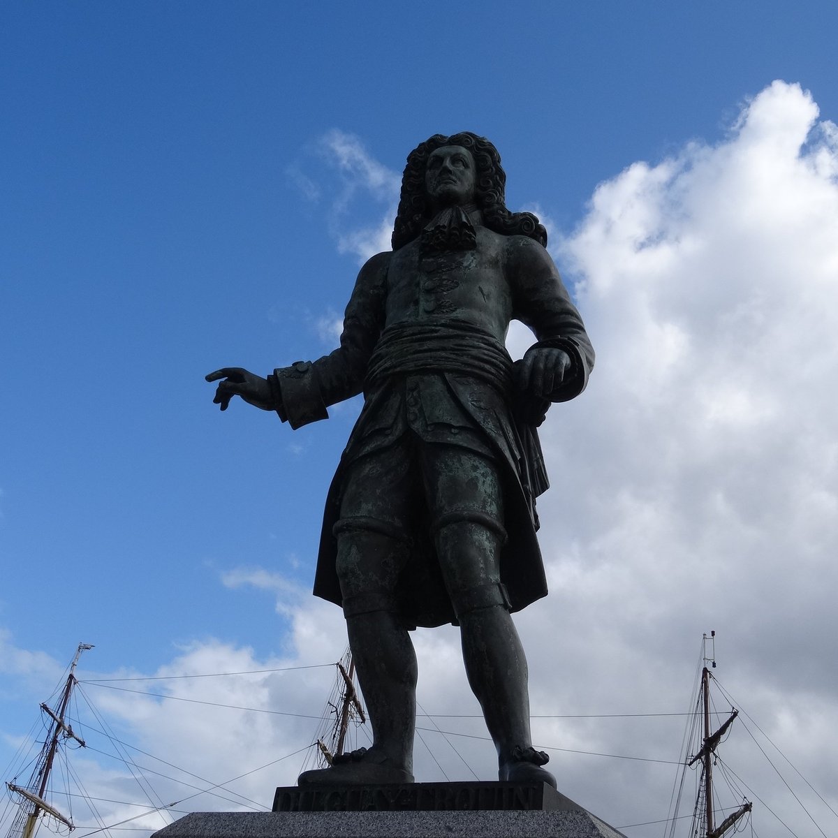 SCULPTURE DE RENÉ DUGUAY TROUIN (Saint-Malo): Ce qu'il faut savoir