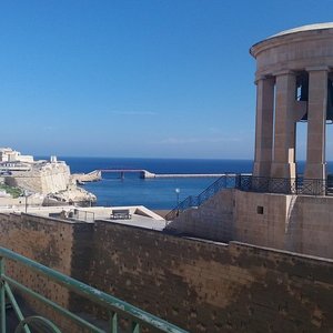 Palace of the Grand Master in Valletta: 2 reviews and 7 photos