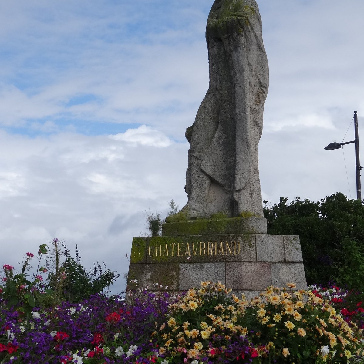 Monument à Chateaubriand (Saint-Malo): All You Need to Know