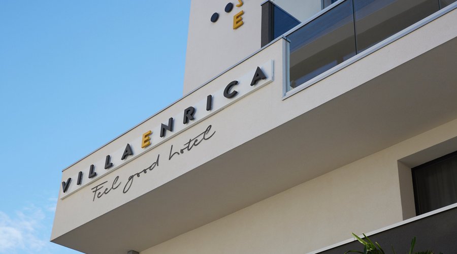 insegna villa enrica feel good hotel