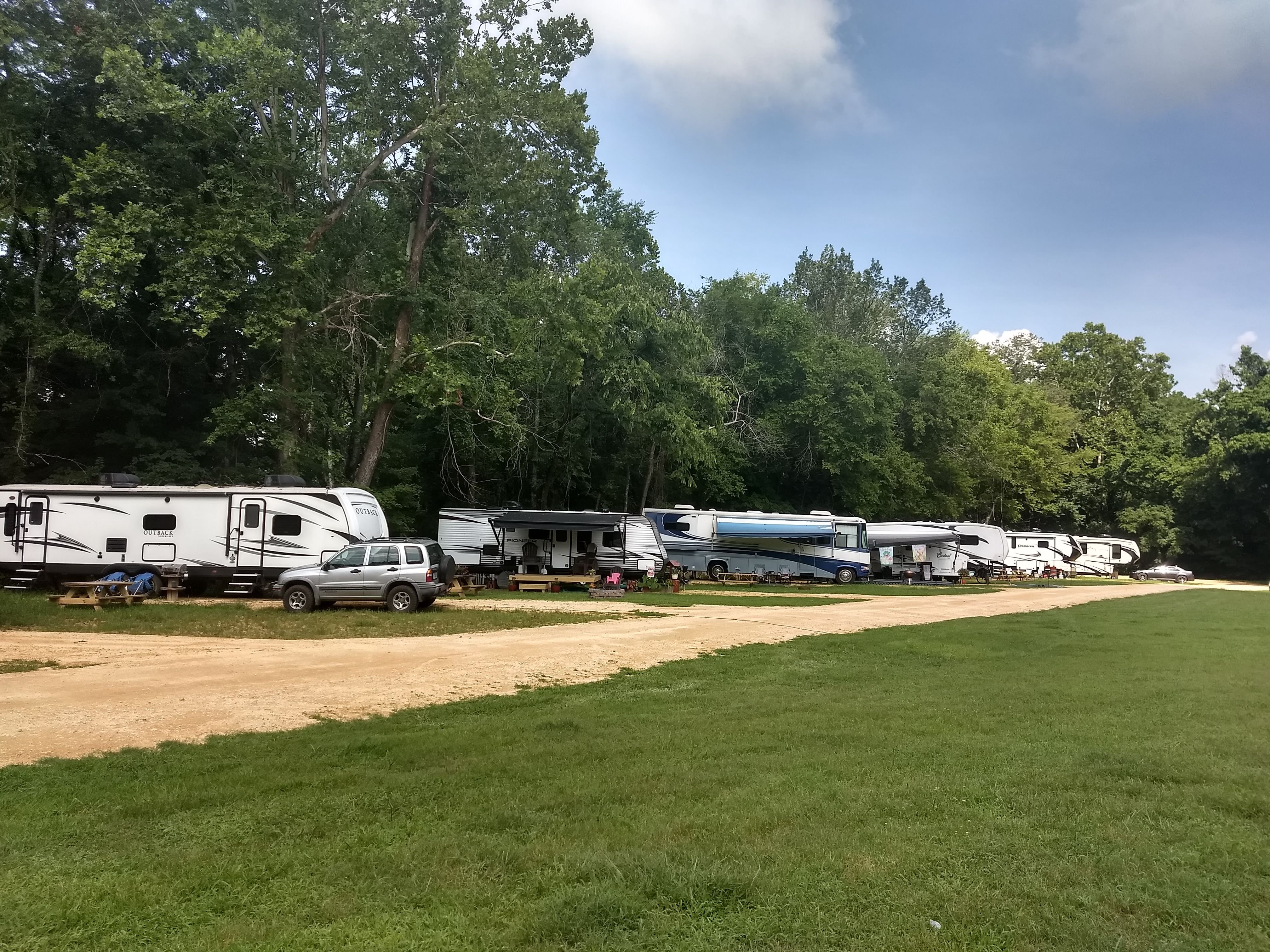 FALL HOLLOW RESORT, CAMPGROUND AND B&B - Reviews (Hohenwald, TN)