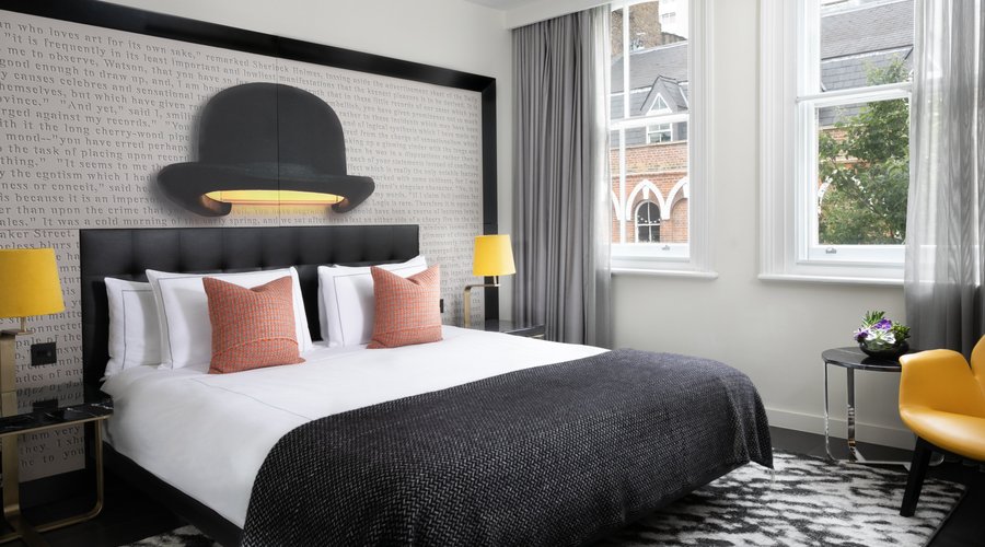 Holmes Hotel Chiltern Townhouse Suite Bedroom