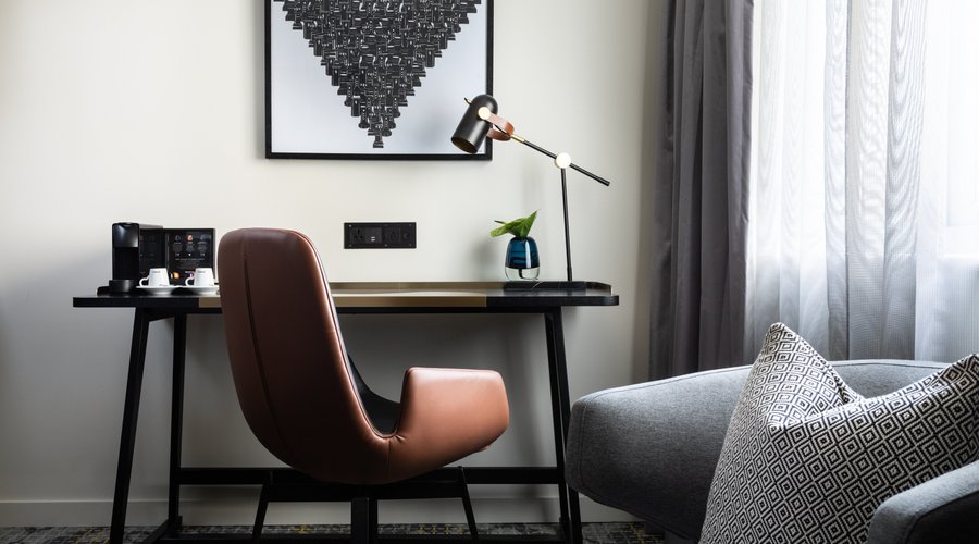 Holmes Hotel Deluxe Room Desk