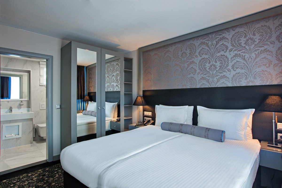 HOTEL CENTRAL $85 ($̶9̶7̶) - Updated 2022 Prices & Reviews - Sarajevo ...