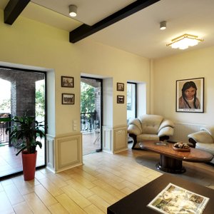 Hotel Frida in Tbilisi, image may contain: Furniture, Bed, Bedroom, Painting
