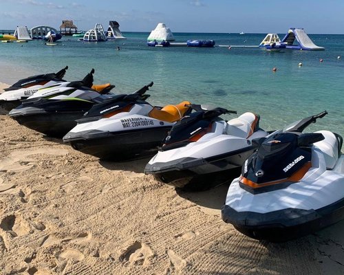 THE 5 BEST Cozumel Waterskiing & Jetskiing (Updated 2023)