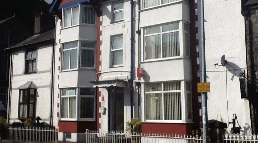 Ty Newydd Guest House
