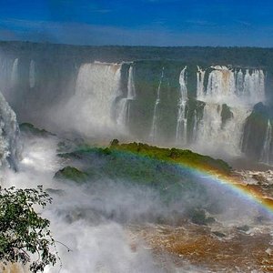 Mesmerizing vistas await you at Foz do Iguaçu