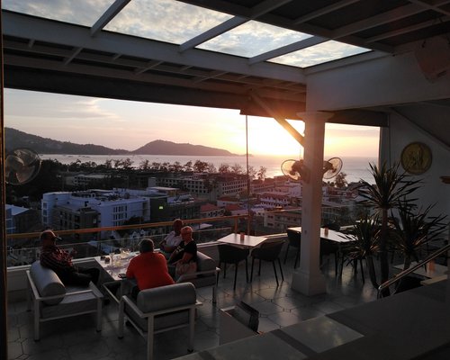 Le V restaurant
