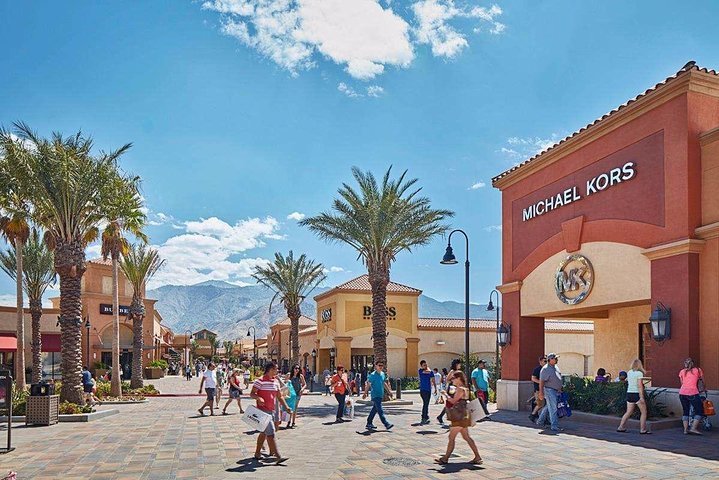 2024 Los Angeles Palm Springs Factory Outlet One Day Tour   Caption 