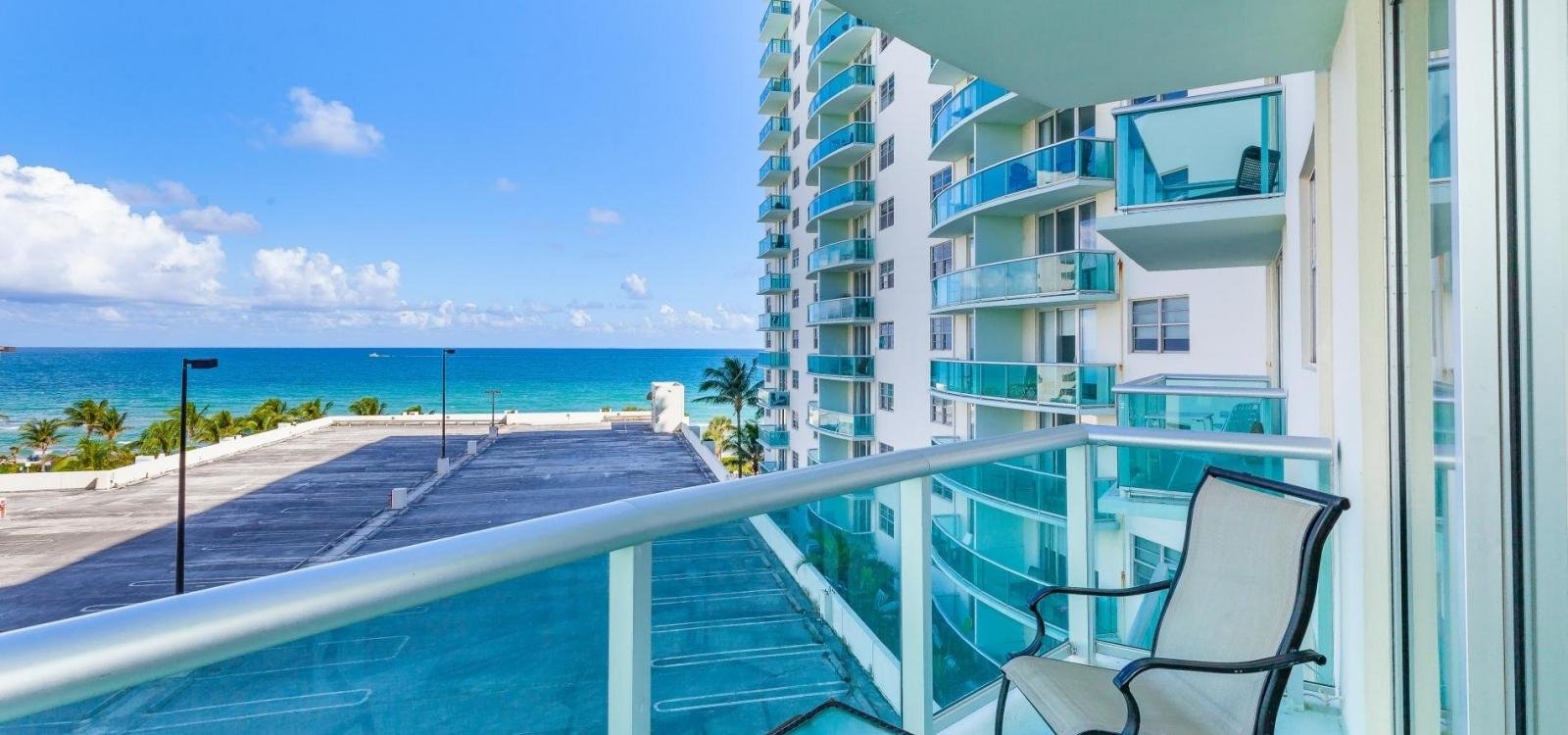 Castle Beach Club Miami Beach FL - Your Complete Travel Guide