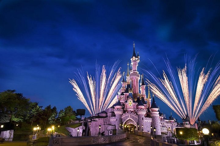 2024 (Chessy) Disneyland Paris Private Transfer - Charles de Gaulle Airport