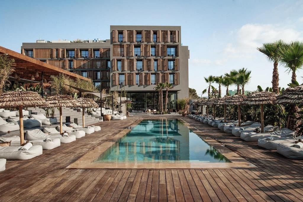 Oku Ibiza, hotel in Sant Antoni de Portmany