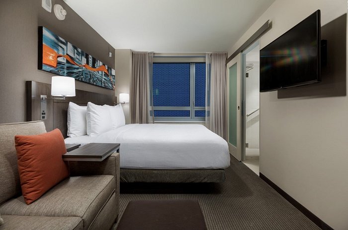 Hyatt Place New York City/times Square Rooms: Pictures & Reviews -  Tripadvisor