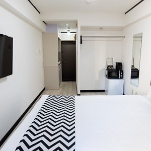 Come and stay in the heart of Tokyo! Private apartment with brand new bathroom and free WiFi.
