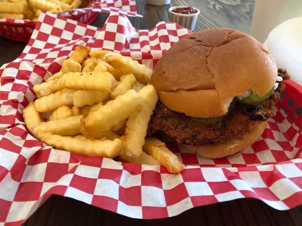 NASHVILLE HOT CHICKEN, Victor - Restaurant Reviews, Photos & Phone ...