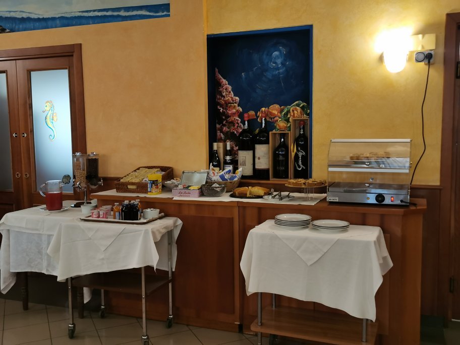 BED & BREAKFAST NETTUNO - Prices & B&B Reviews (Comun Nuovo, Italy)