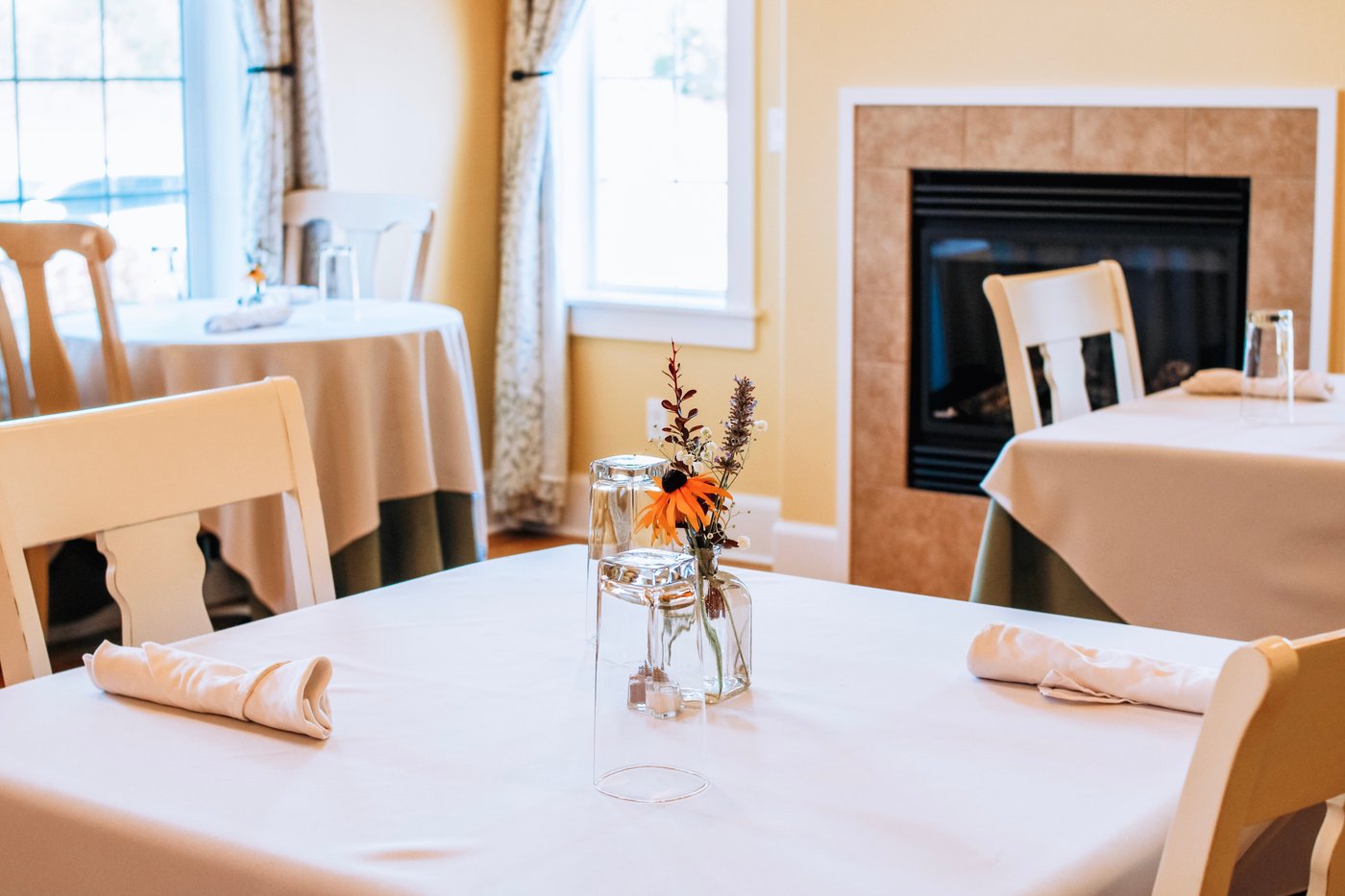 LA BASTIDE BED & BREAKFAST $173 ($̶2̶3̶9̶) - Updated 2024 Prices & B&B Reviews - Dundee, OR LA BASTIDE BED & BREAKFAST $173... 