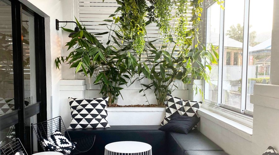 The Black & White Room