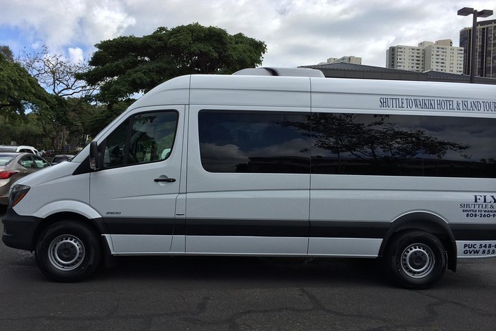 2023 Airport Shuttle HNL Airport To Waikiki   Caption 