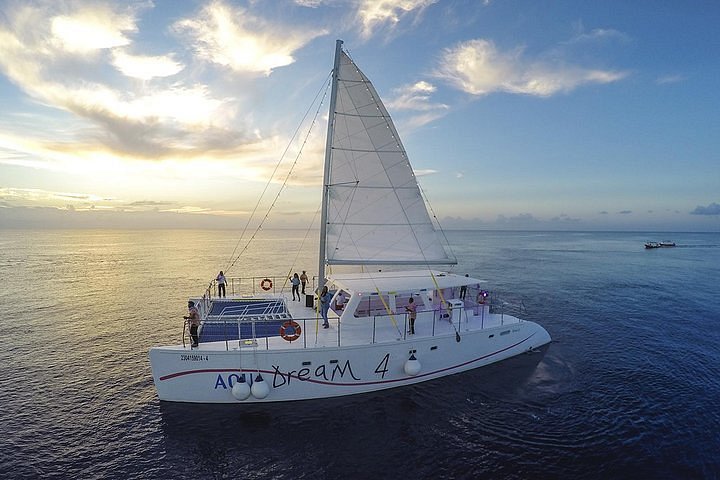 sunset catamaran cruise with live music