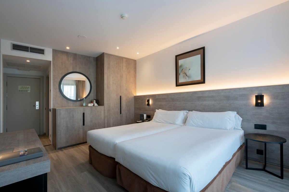 Attica 21 Barcelona Mar Rooms: Pictures & Reviews - Tripadvisor