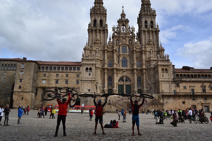 Camino de Santiago E-Bike Tour - Portugal - Spain