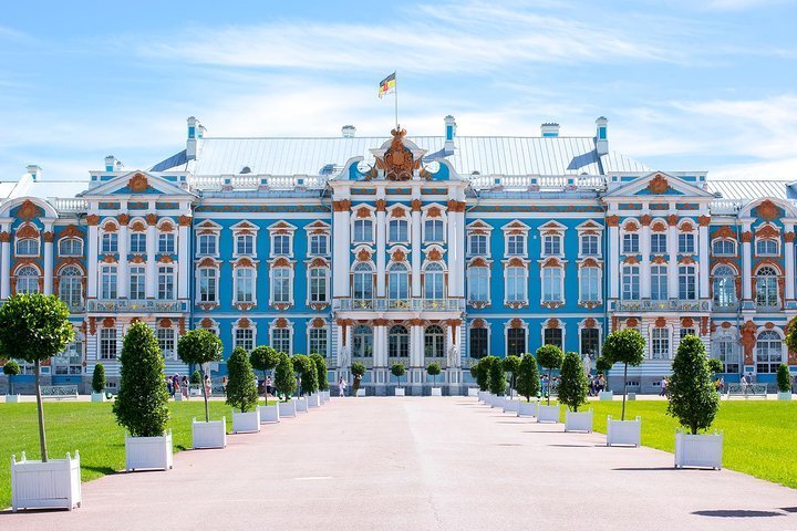 2023 Small-Group Tour of Tzar's Village: Catherine Palace and Amber Room