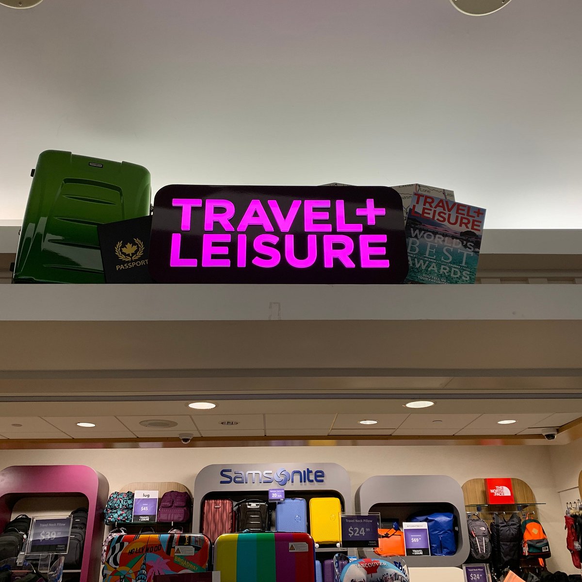 travel leisure store