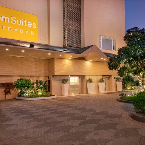 𝗧𝗛𝗘 𝟭𝟬 𝗕𝗘𝗦𝗧 Hotels in Ahmedabad of 2025 (with Prices)